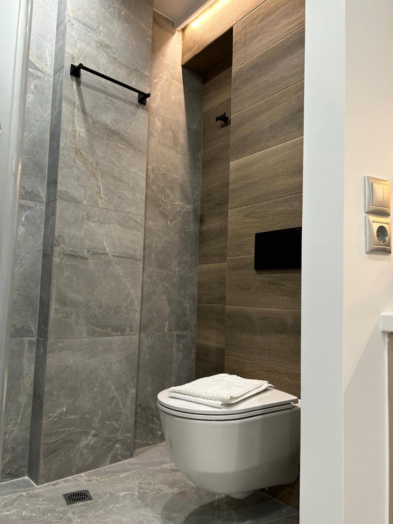 Stylish Living-Avra Apartment เอเธนส์ ภายนอก รูปภาพ